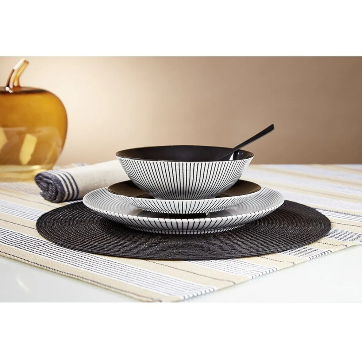 Gifi Assiette plate rayure noire et blanche| Vaisselle Et Accessoires De Table