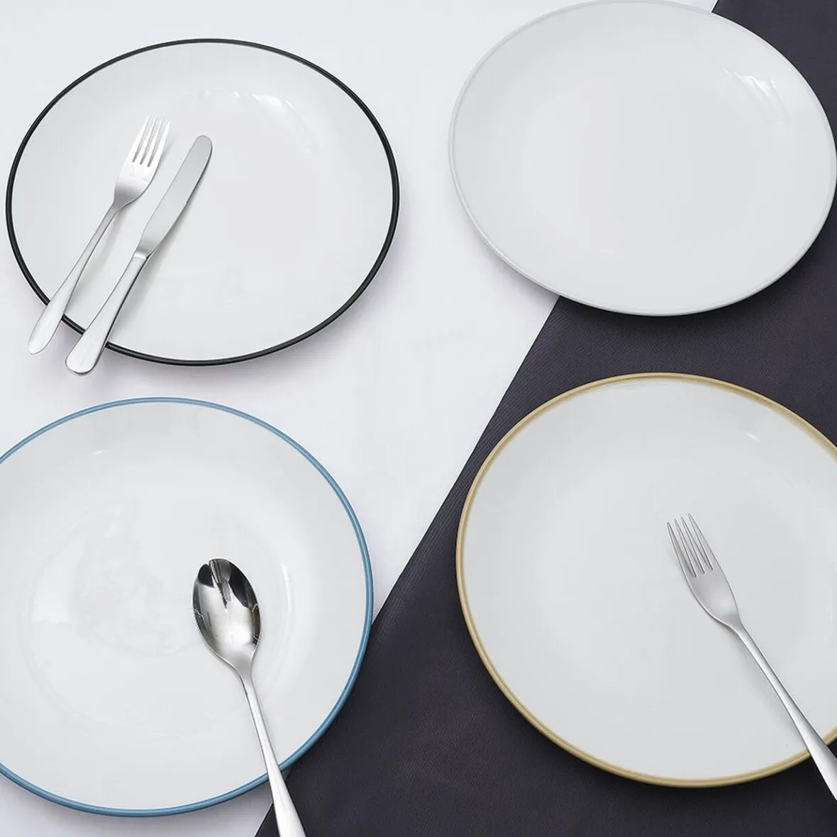 Vaisselle Et Accessoires De Table<Gifi Lot de 4 assiettes plates rondes porcelaine blanche avec liseré coloré