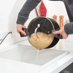 Cuisson<Gifi Marmite avec couvercle passoire ø 24 cm